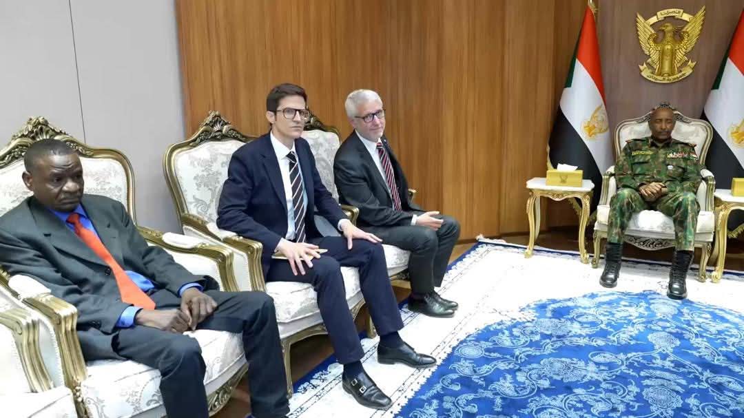 ماذا دار بين البرهان و وفد البرلماني الفرنسي الزائر