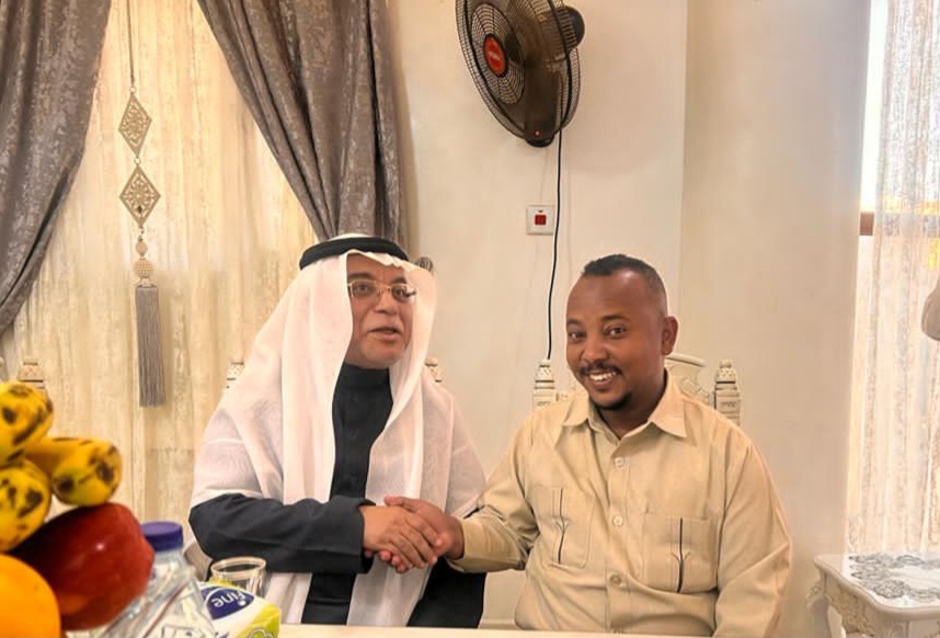 مدير مكتب سوهان للاستخدام الخارجي يودع سفير السعودية ويشيد بتعاونه في تسهيل الإجراءات