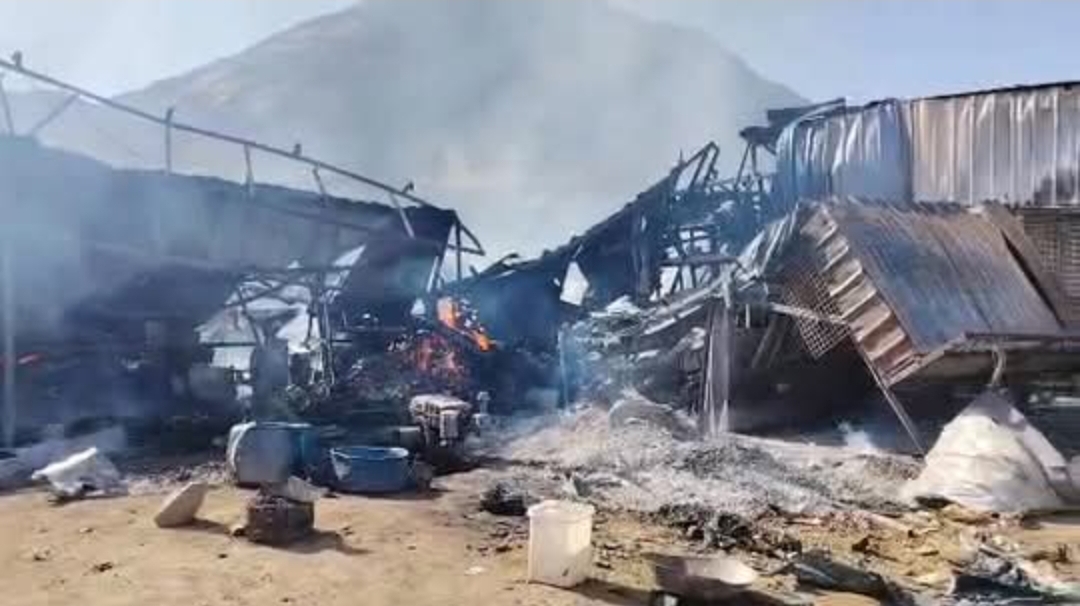 بيان من الشرطة عن تفاصيل حريق سوق الانصاري للذهب