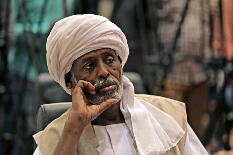 الناظر ترك يعقد مؤتمر صحفي عاجل