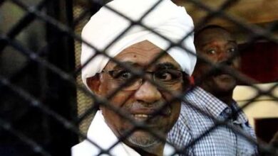 عائلة الرئيس البشير تطالب بالسماح له بالعلاج خارج السودان